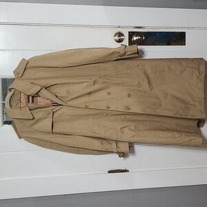 VTG Repp,Ltd. Mens Trenchcoat TAN Removable Liner Buttons Belt Pockets Sz 40 EUC